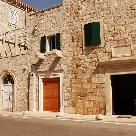 Heritage House 