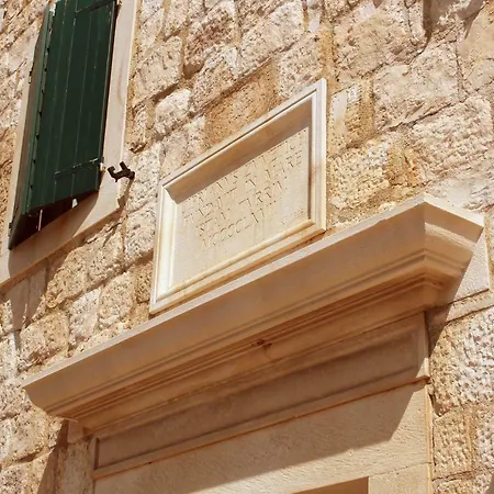 Heritage House 