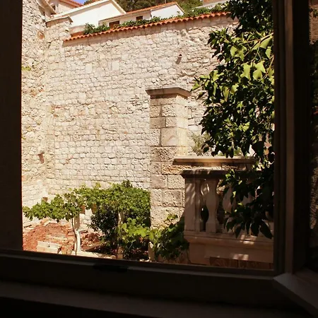 Heritage House 