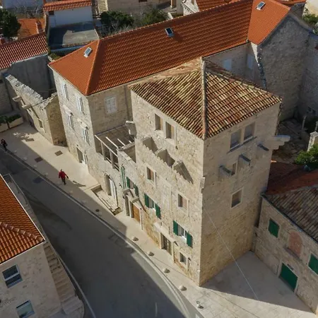 Heritage House 